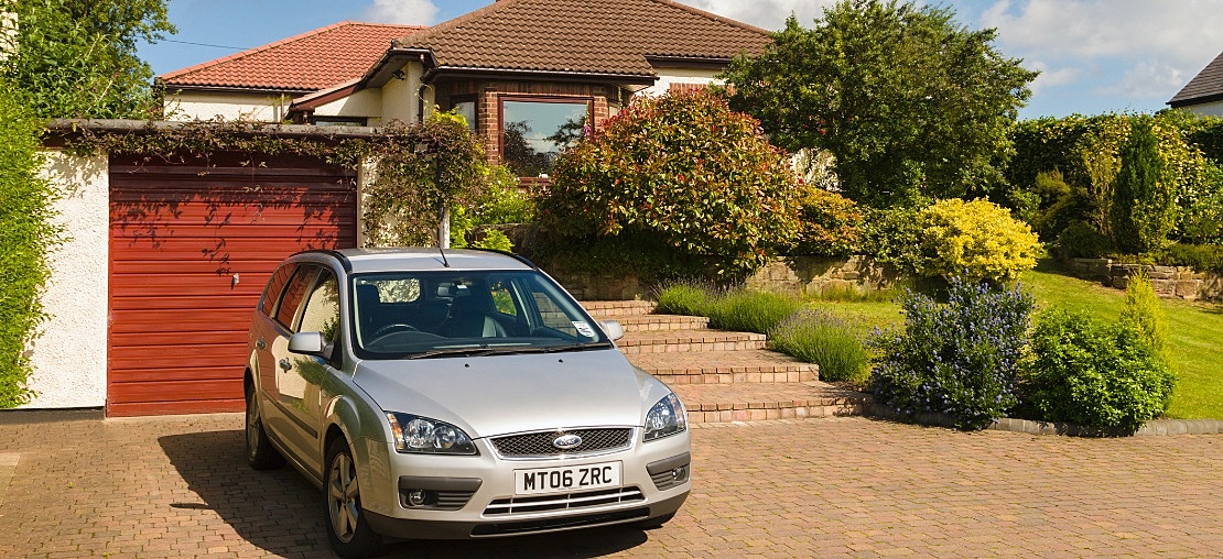 Quais os riscos de ter um carro muito tempo parado na garagem - Fremax