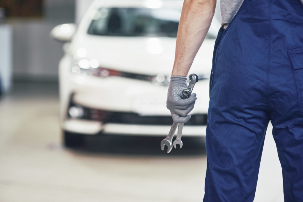 Freio de estacionamento: saiba como usar da maneira correta