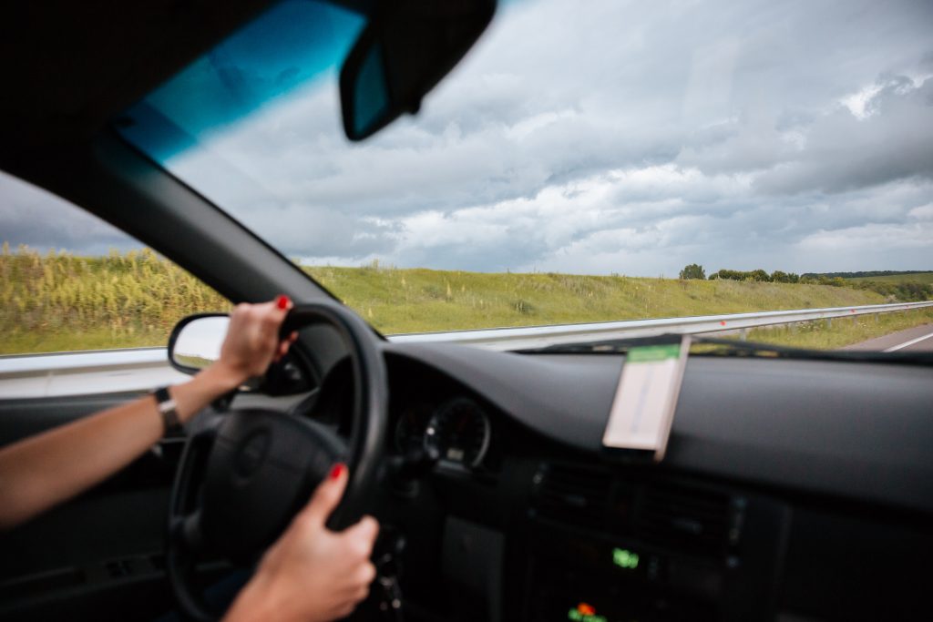 Como fazer revitalização de plásticos no carro